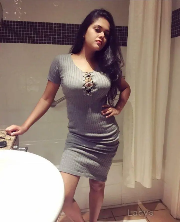 Carla, 25 years latina escorts girl, height 155 sm, Weight  kg, listcrawler Thane