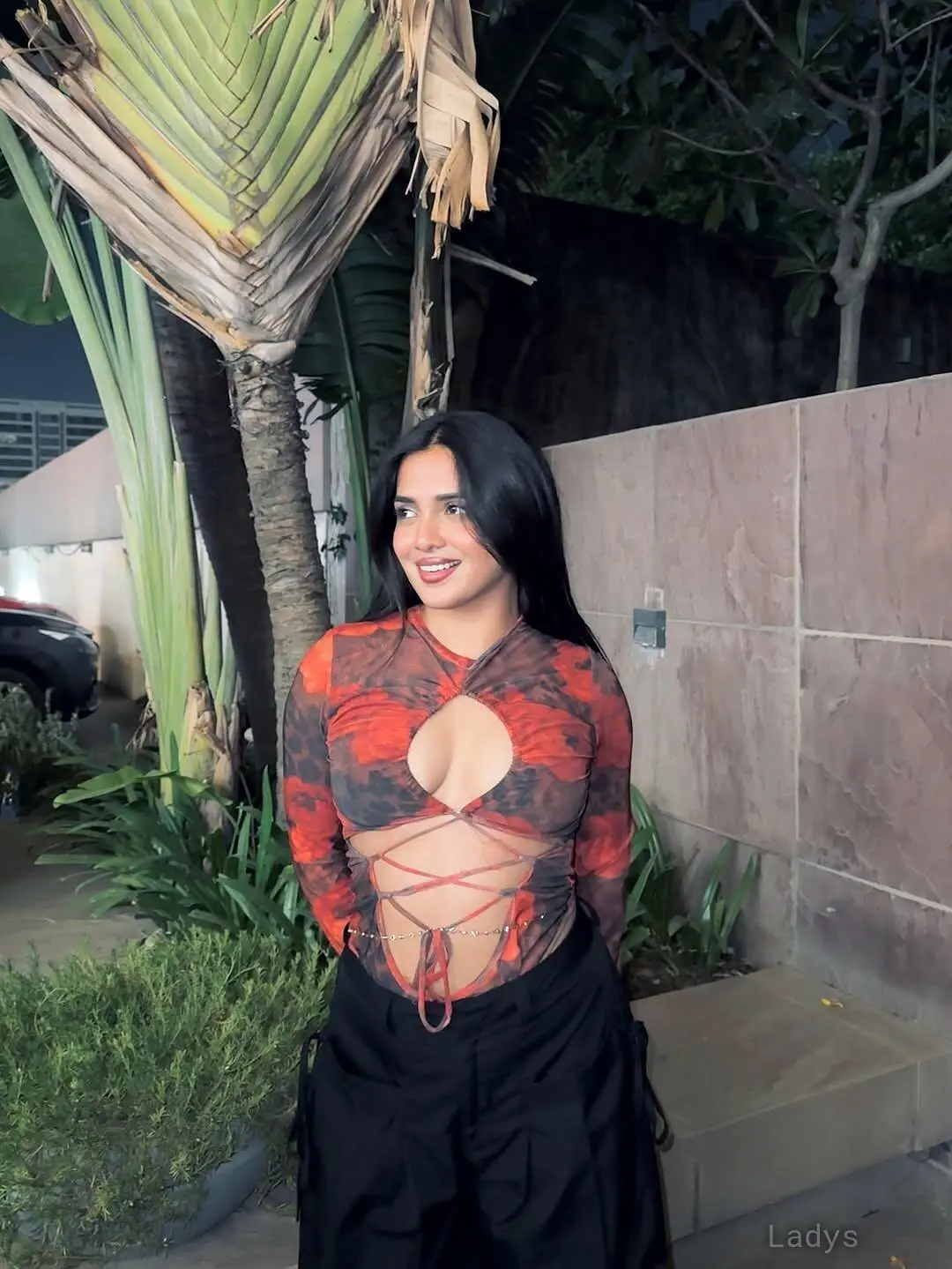 Shruti, 23 years latina escorts girl, height 154 sm, Weight kg, listcrawler Thiruvananthapuram