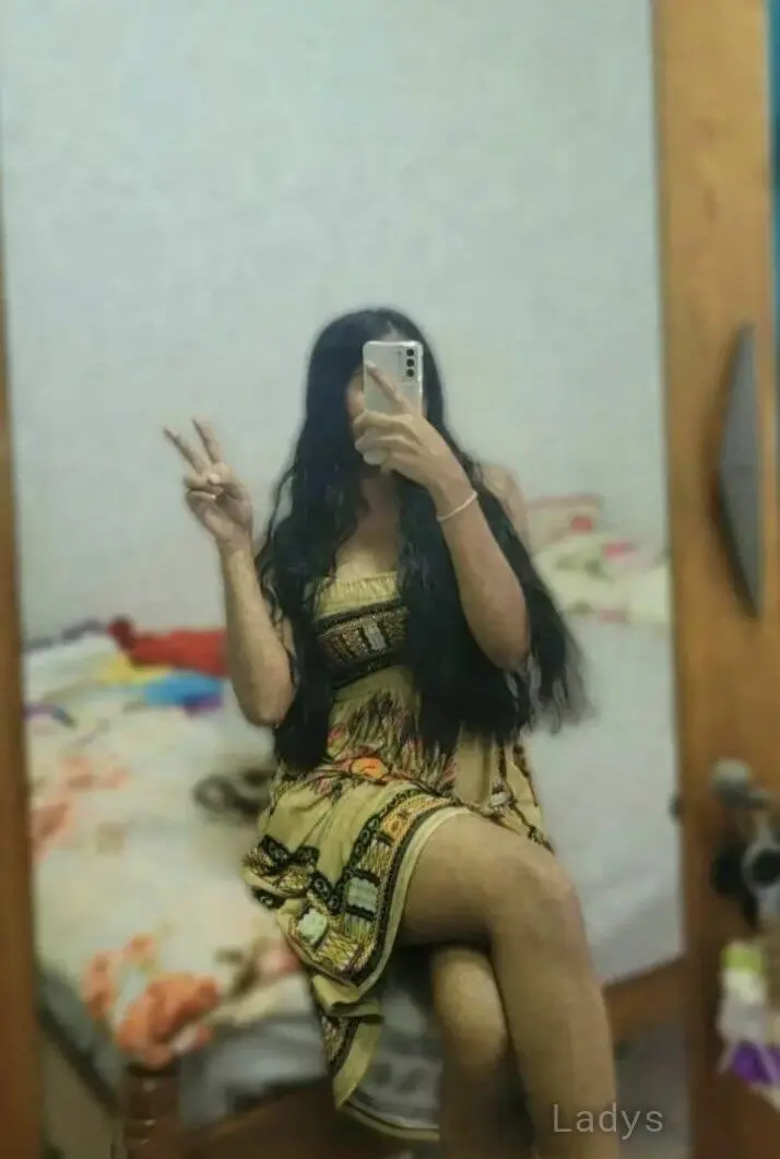 Mavis, 26 years latina escorts girl, height 150 sm, Weight kg, listcrawler Táinán