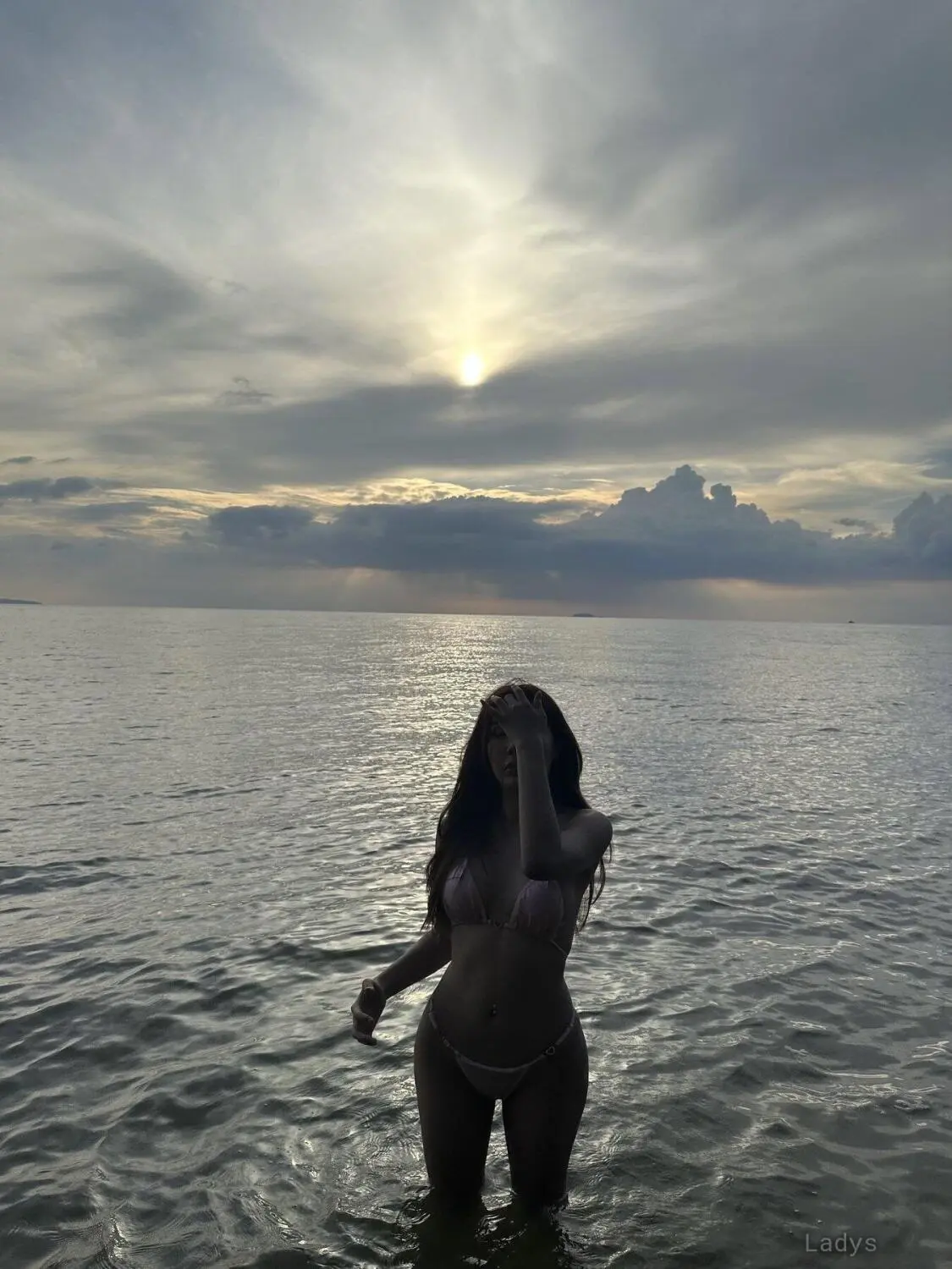 Giselle, 25 years latina escorts girl, height 166 sm, Weight  kg, listcrawler Táizhōng