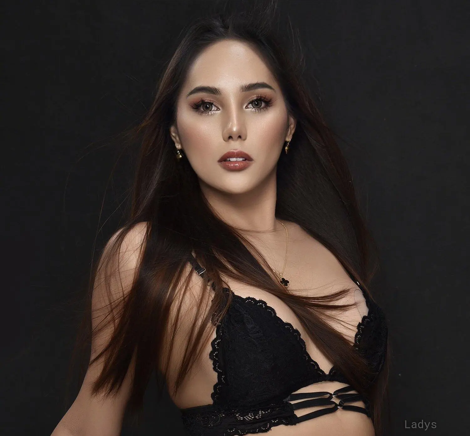Princess, 26 years latina escorts girl, height 160 sm, Weight kg, listcrawler Táizhōng