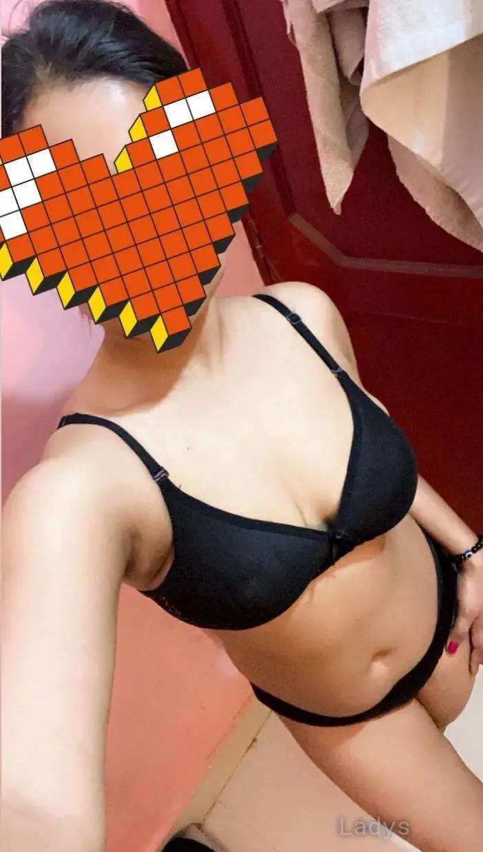 Ditya Pahadi, 22 years latina escorts girl, height 165 sm, Weight  kg, listcrawler Udaipur