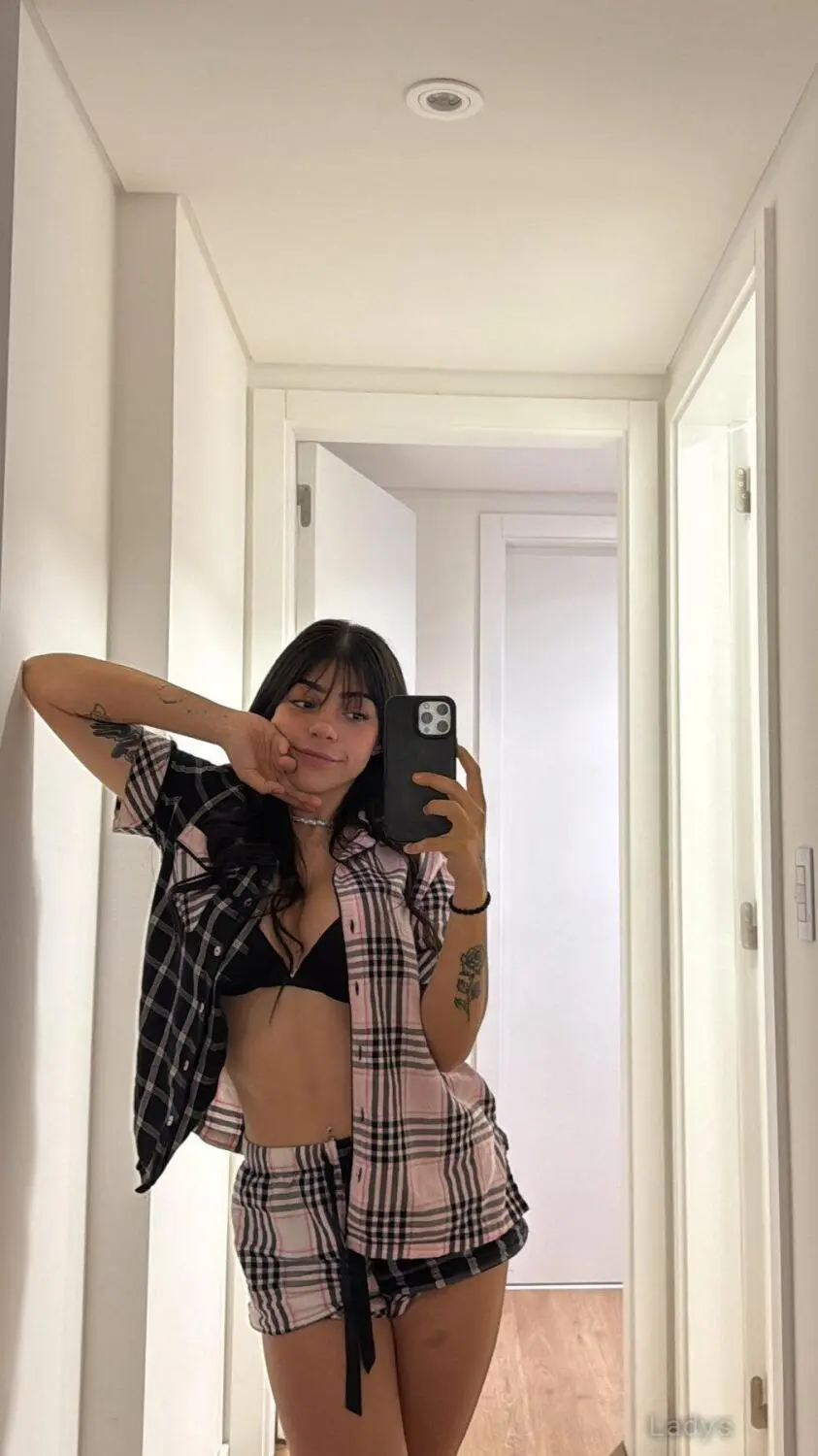 Elena, 26 years latina escorts girl, height sm, Weight kg, listcrawler Vilnius