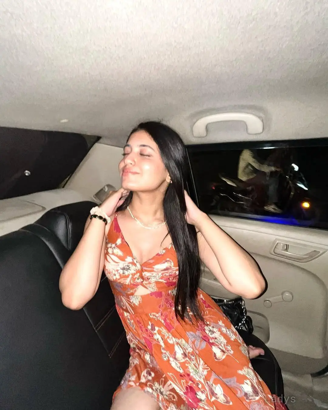 Diya, 23 years latina escorts girl, height 154 sm, Weight  kg, listcrawler Visakhapatnam