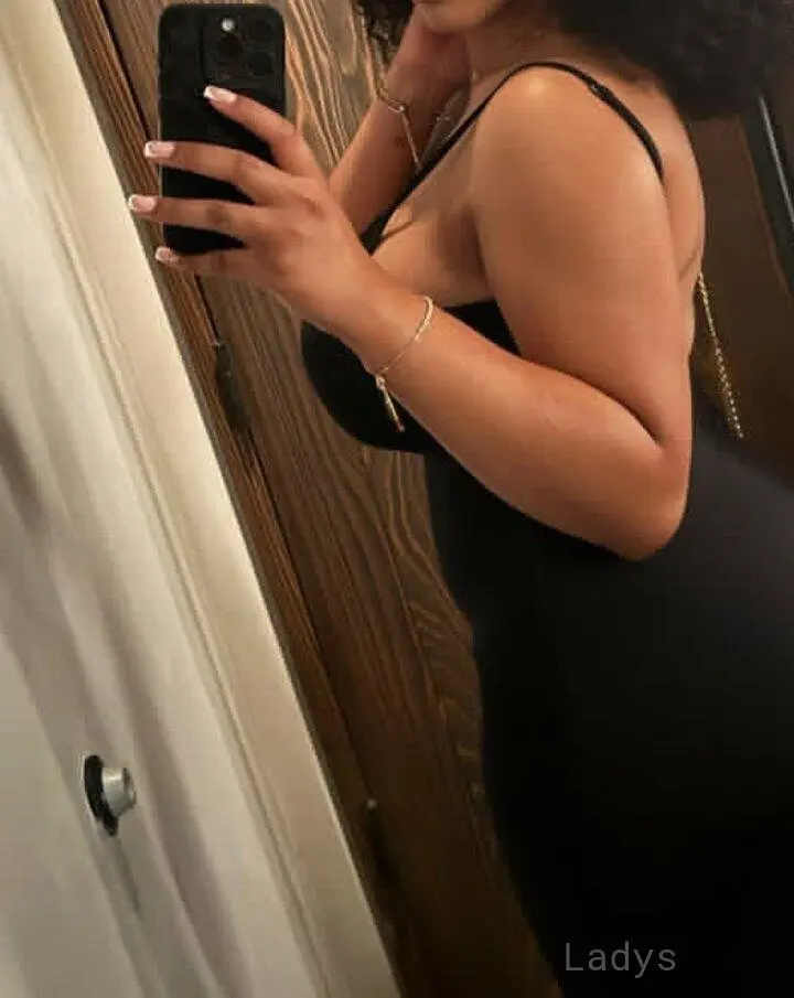 Ayinke, 24 years latina escorts girl, height 153 sm, Weight  kg, listcrawler Yokosuka