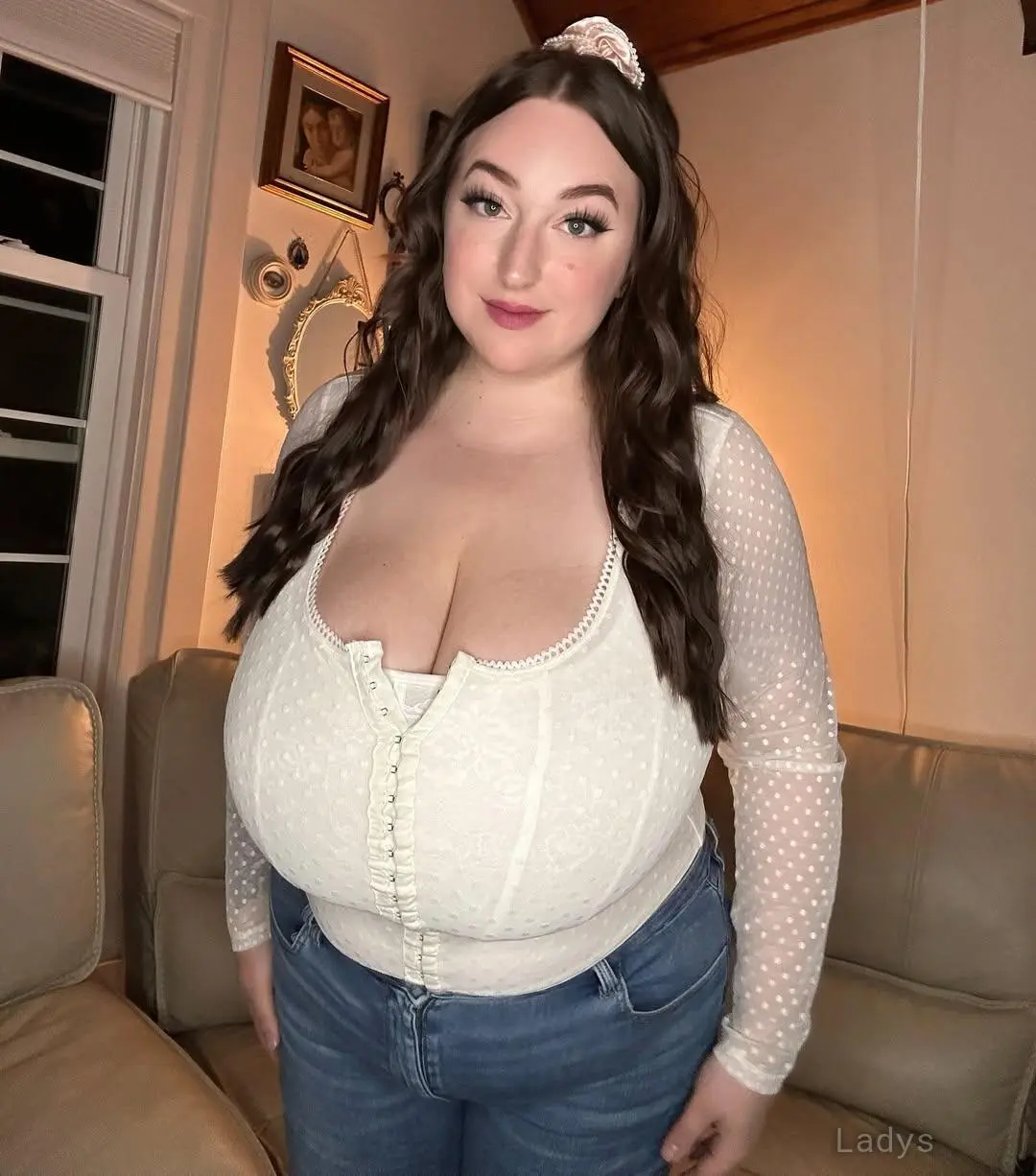 Hazel May, 26 years old London escort girl with big tits, height 171 sm, Weight 80 kg