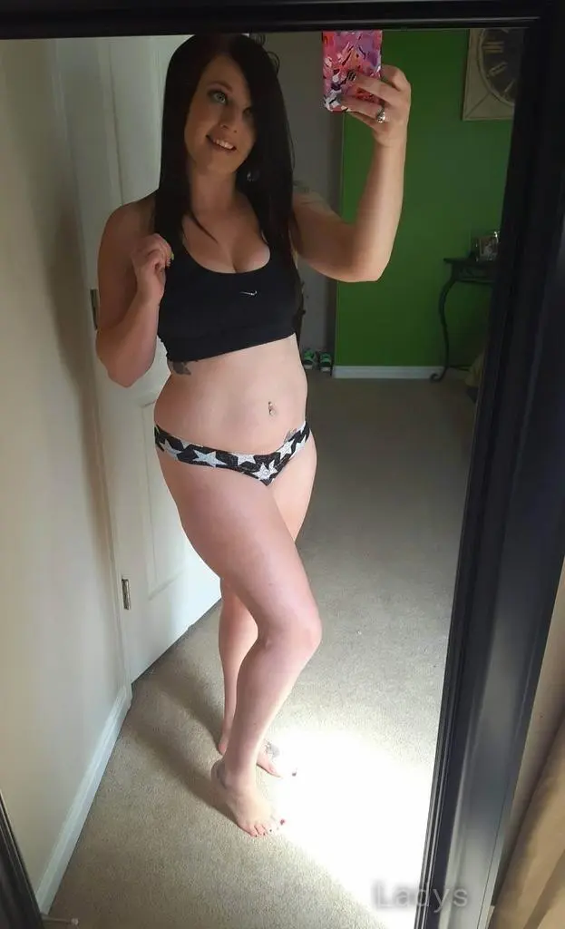 Victoria, 28 years old London escort girl with big tits, height 167 sm, Weight kg