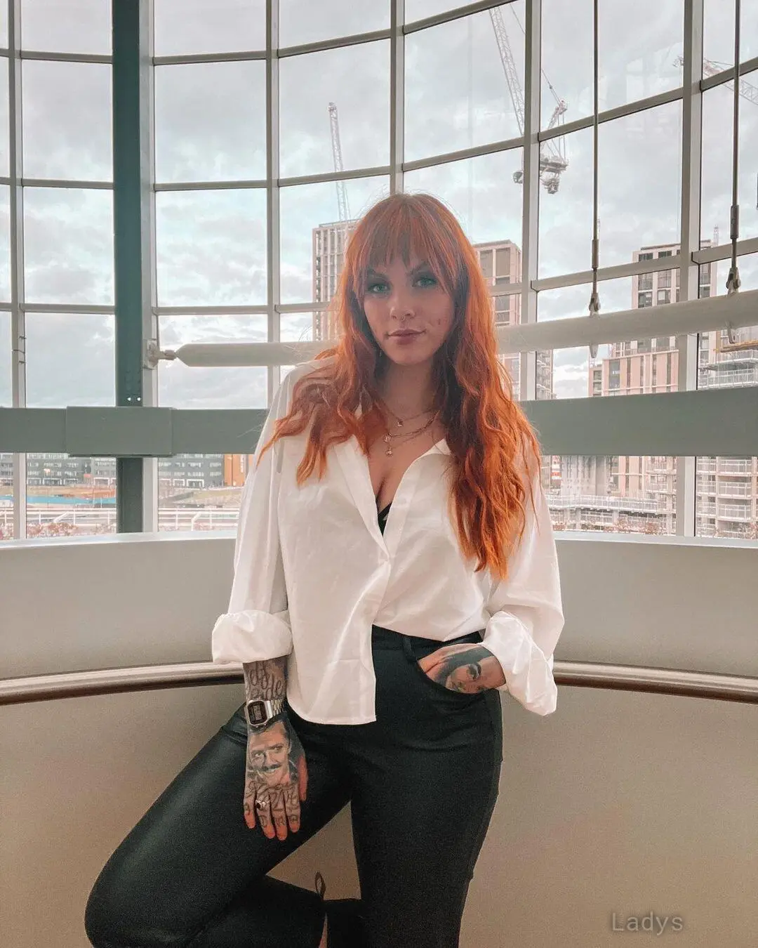 Bea Dux, 31 years beautiful nude London escorts girl, height 157 sm, Weight 55 kg