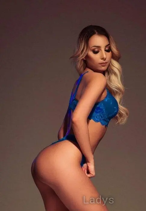 Juli, 22 years beautiful nude London escorts girl, height 167 sm, Weight 54 kg