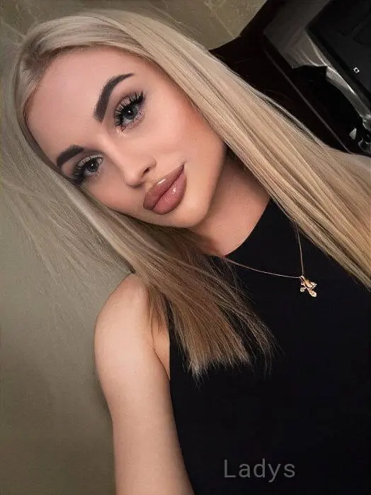 Maria, 21 years beautiful nude London escorts girl, height 169 sm, Weight 56 kg