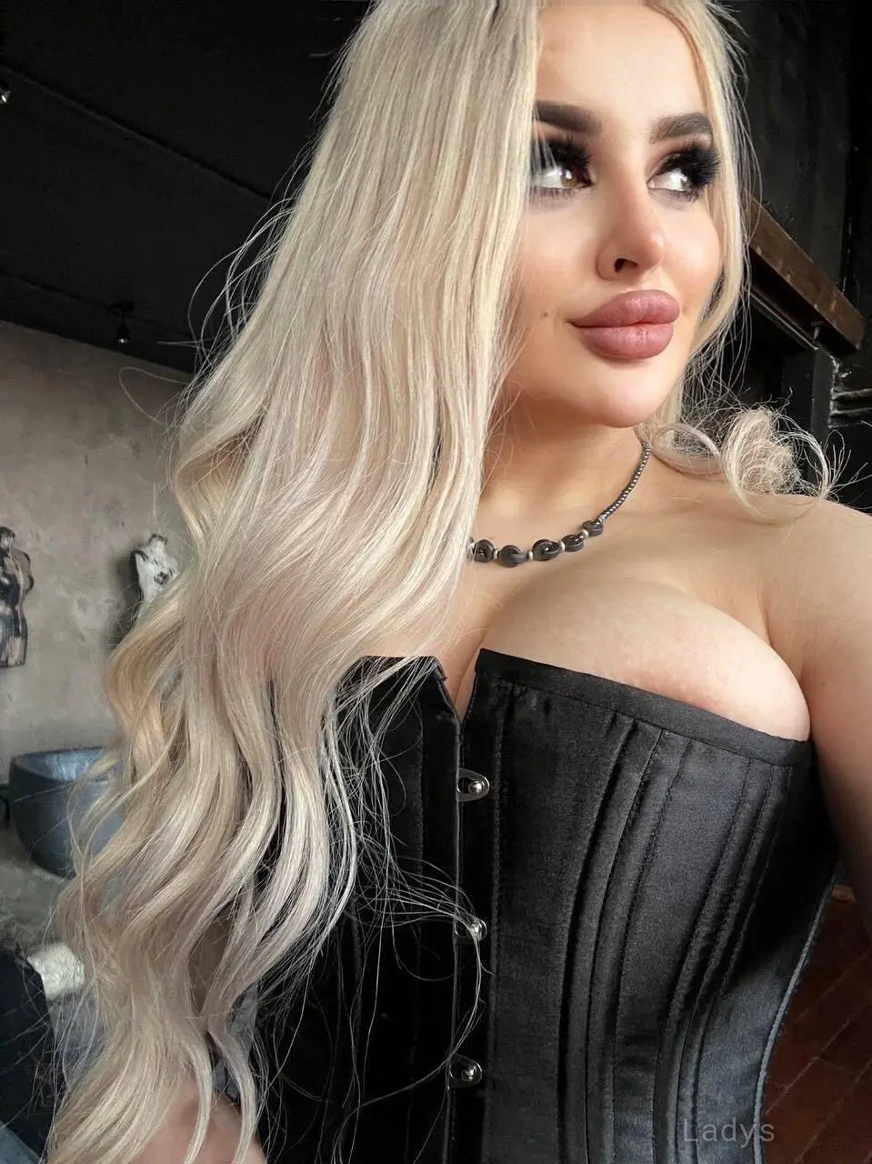 Vika, 22 years sexy hot local London excorts girl, height 166 sm, Weight kg