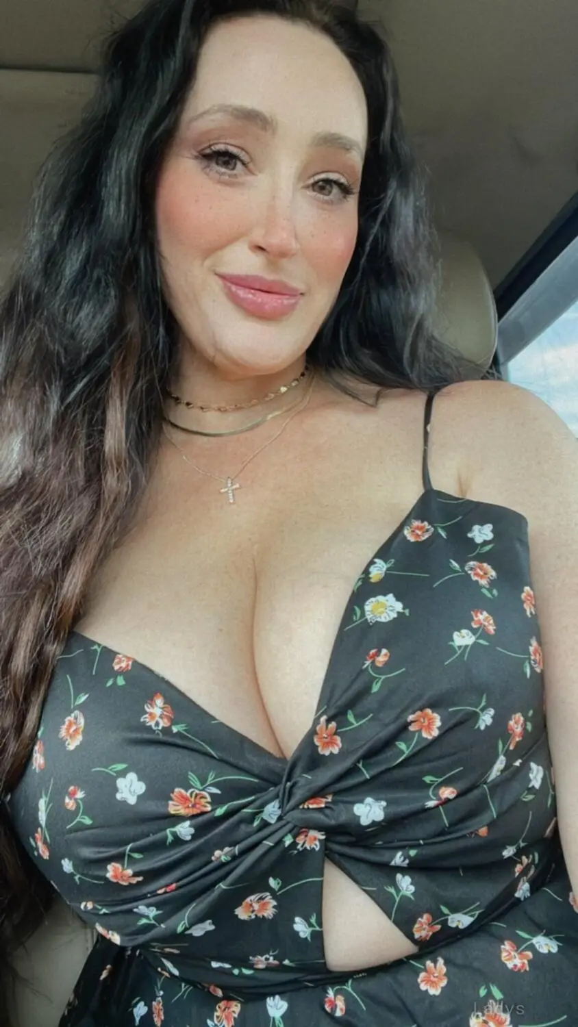 SheaSweetness, 47 years beautiful nude Long Beach escorts girl, height 168 sm, Weight 84 kg