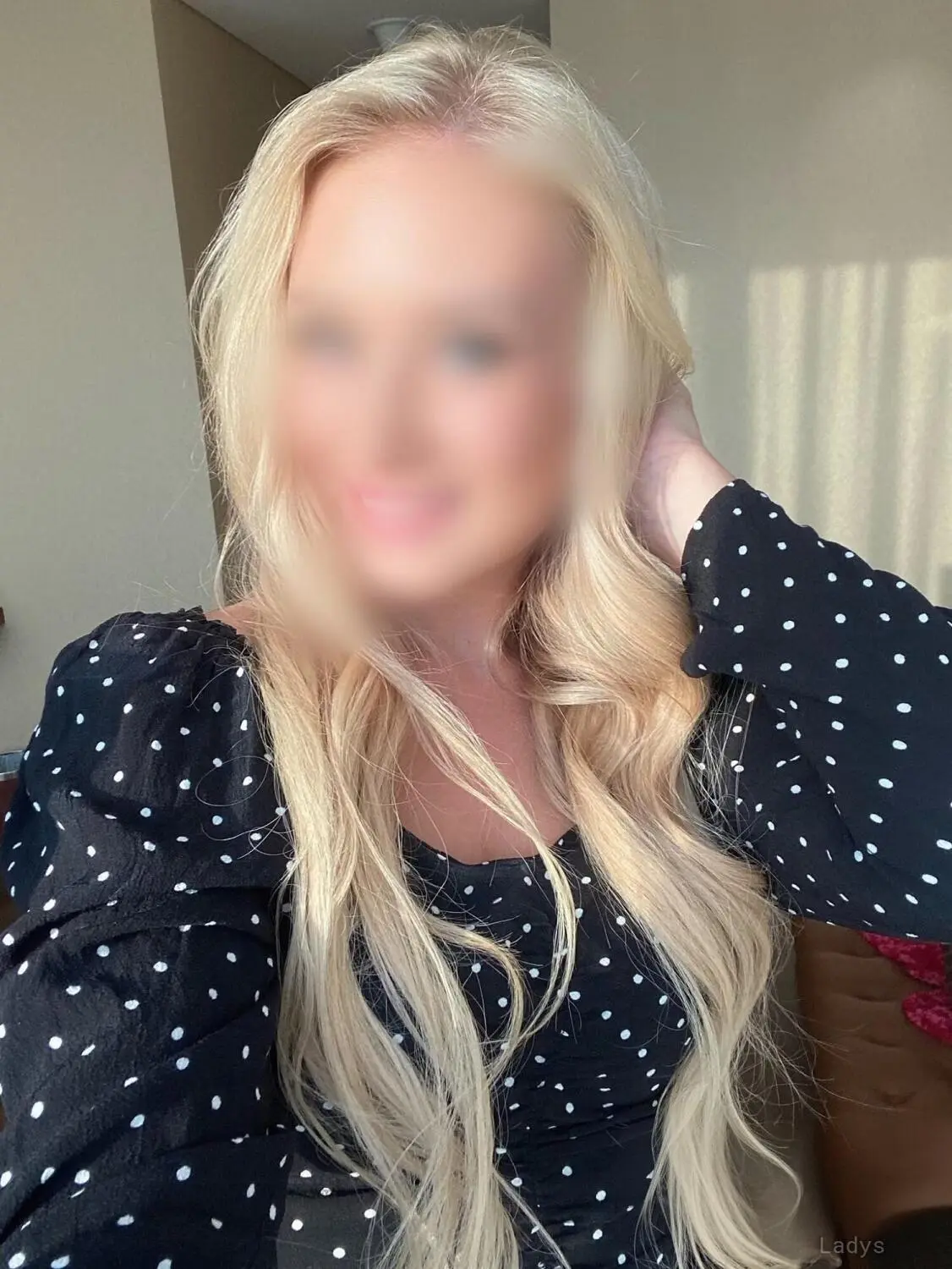 Kris, 20 years beautiful nude Long Island escorts girl, height 173 sm, Weight 57 kg