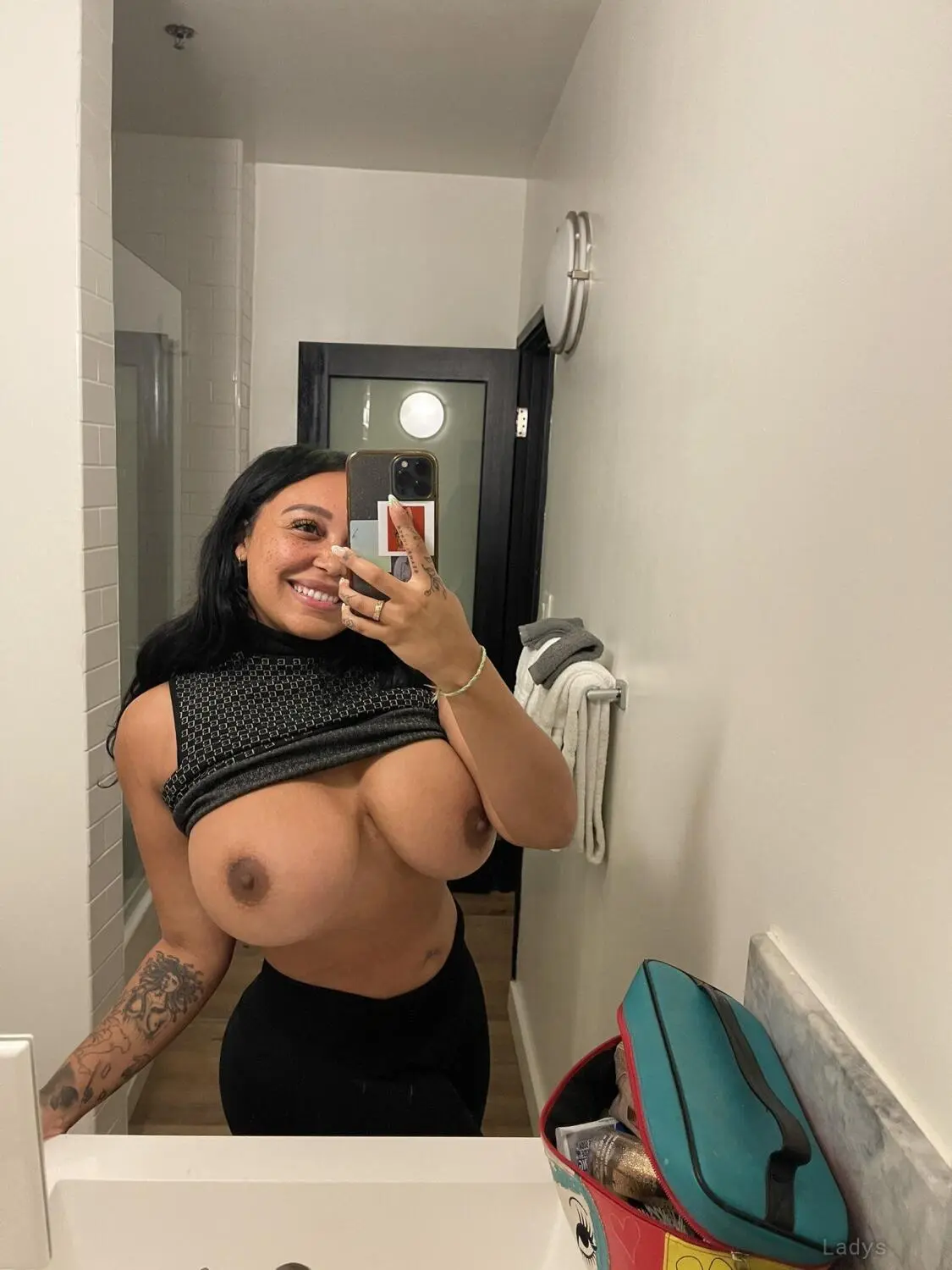 Let have fun for outcall or incall, 26 years beautiful nude Long Island escorts girl, height 155 sm, Weight 48 kg