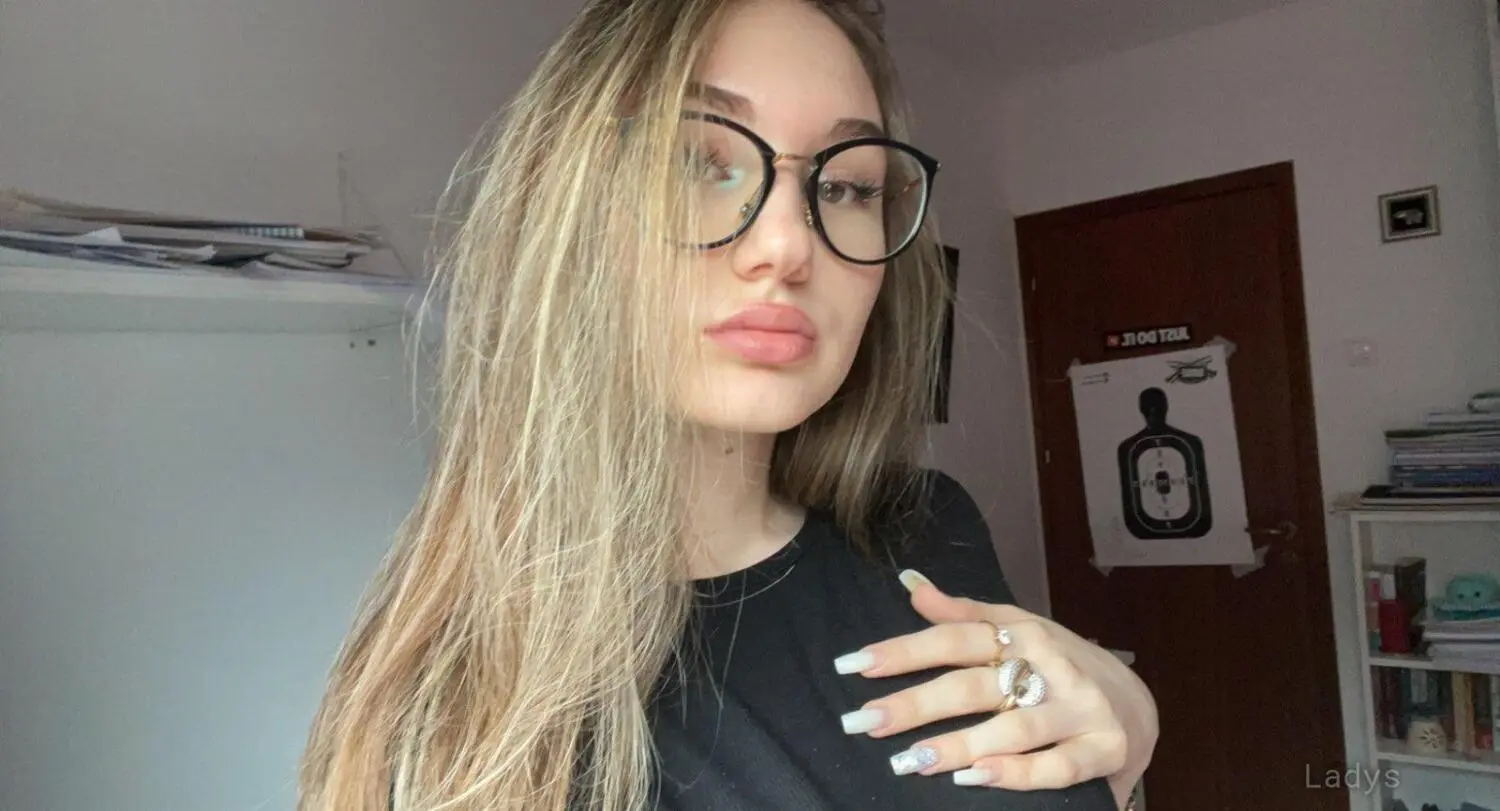 I’m Amber I do Bodies massage , Bbbj, Gr, 25 years beautiful nude Longview escorts girl, height 164 sm, Weight 47 kg