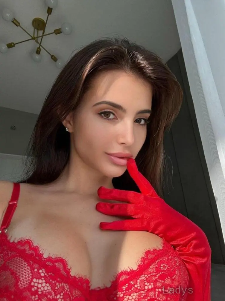 LEXY, 25 years old Los Angeles escort girl with big tits, height 160 sm, Weight 59 kg