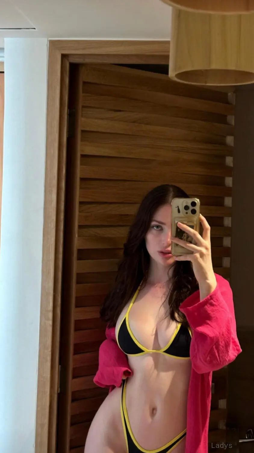 My service are Bjs,BDSM,69,anal,hand job, 26 years old Los Angeles escort girl with big tits, height 158 sm, Weight 48 kg-1