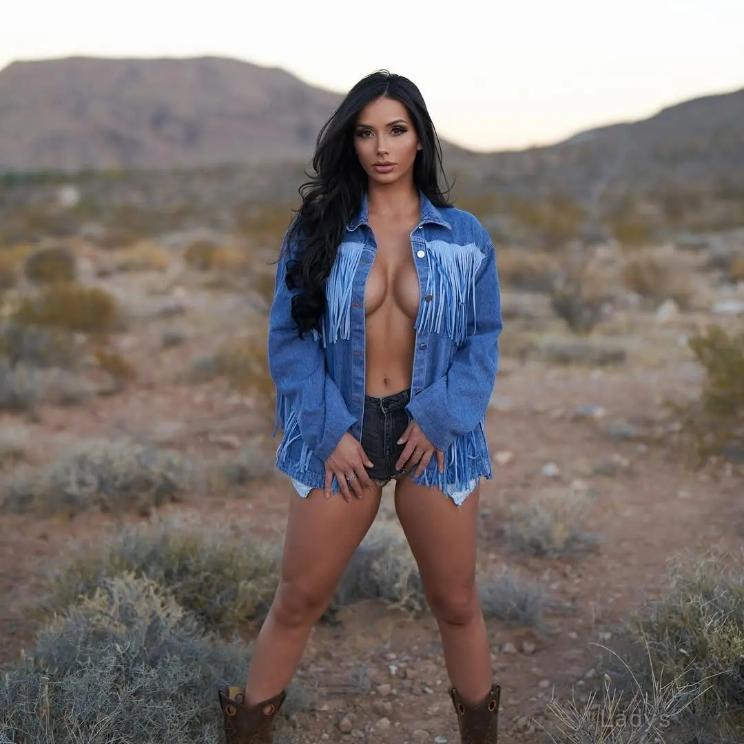 Anissa Godina, 25 years beautiful nude Los Angeles escorts girl, height 176 sm, Weight 62 kg