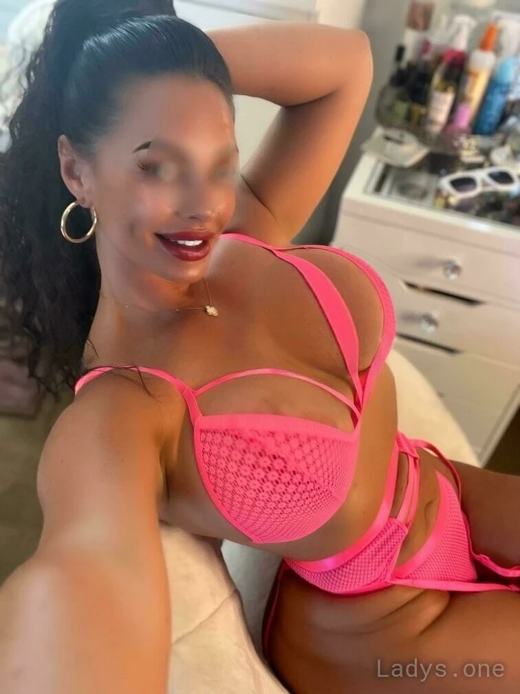 ANTONIA, 30 years beautiful nude Los Angeles escorts girl, height 172 sm, Weight 79 kg
