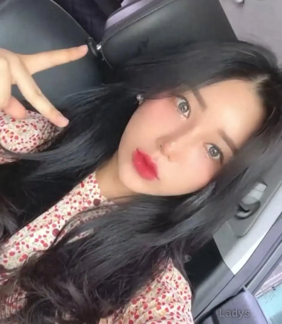 Asian lady Real & Ready NowNaughty Fun, 27 years beautiful nude Los Angeles escorts girl, height 157 sm, Weight 44 kg
