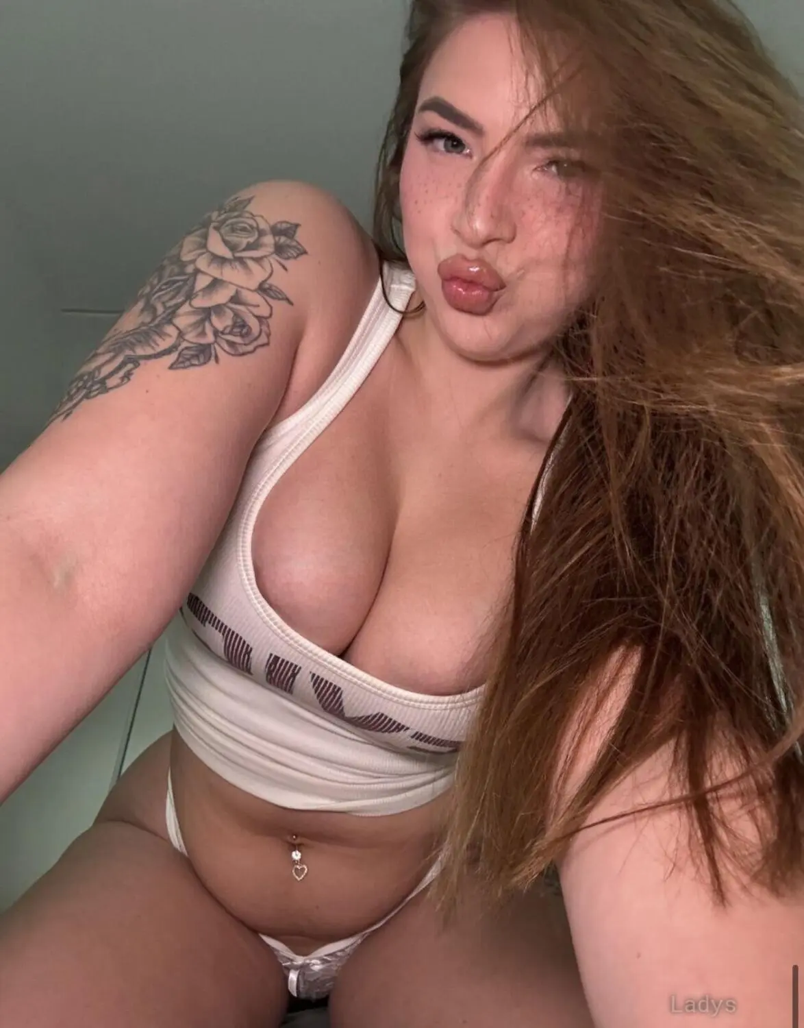 Behler, 26 years beautiful nude Los Angeles escorts girl, height 167 sm, Weight 45 kg