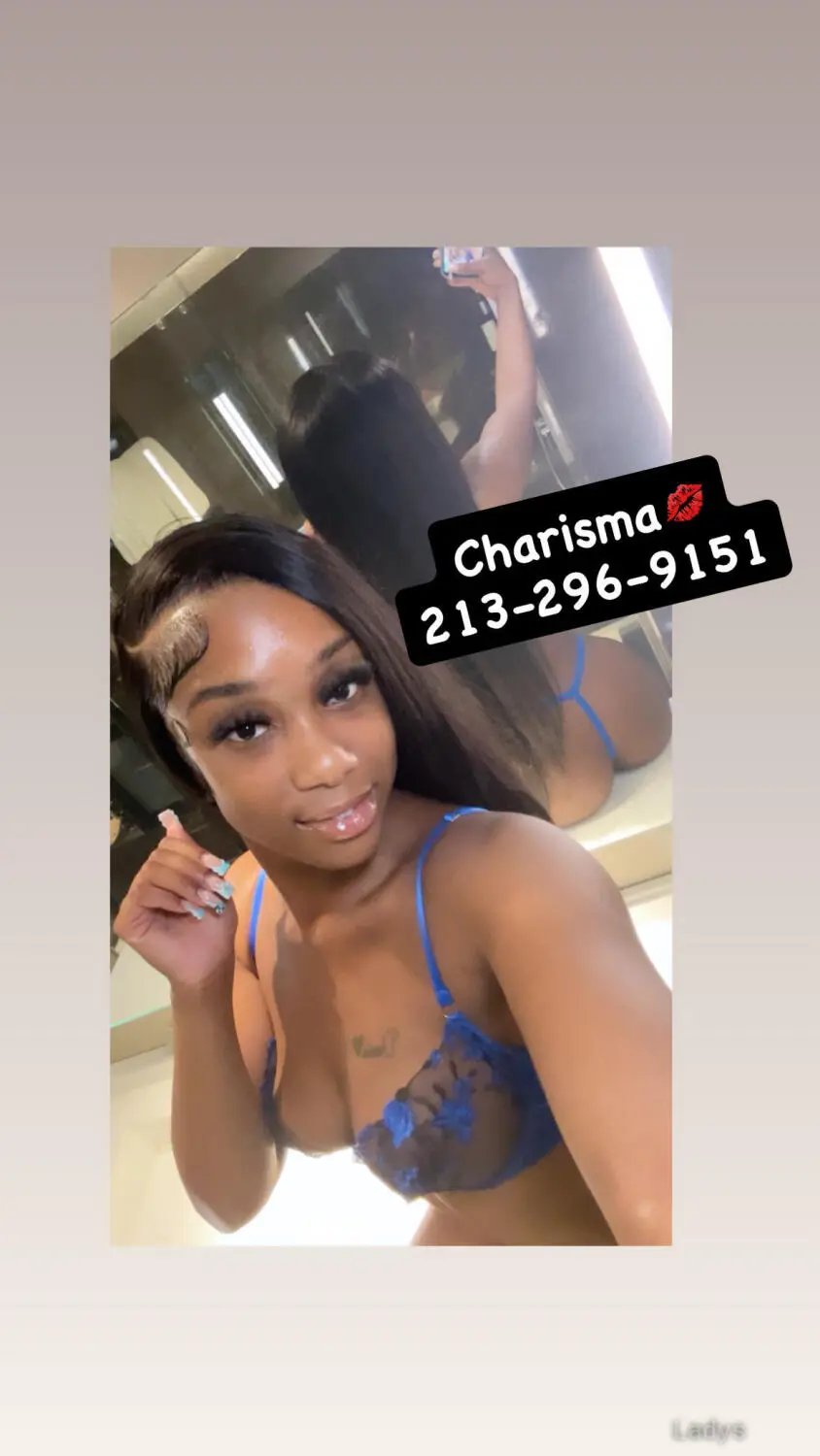 Charisma, 21 years beautiful nude Los Angeles escorts girl, height 154 sm, Weight 61 kg