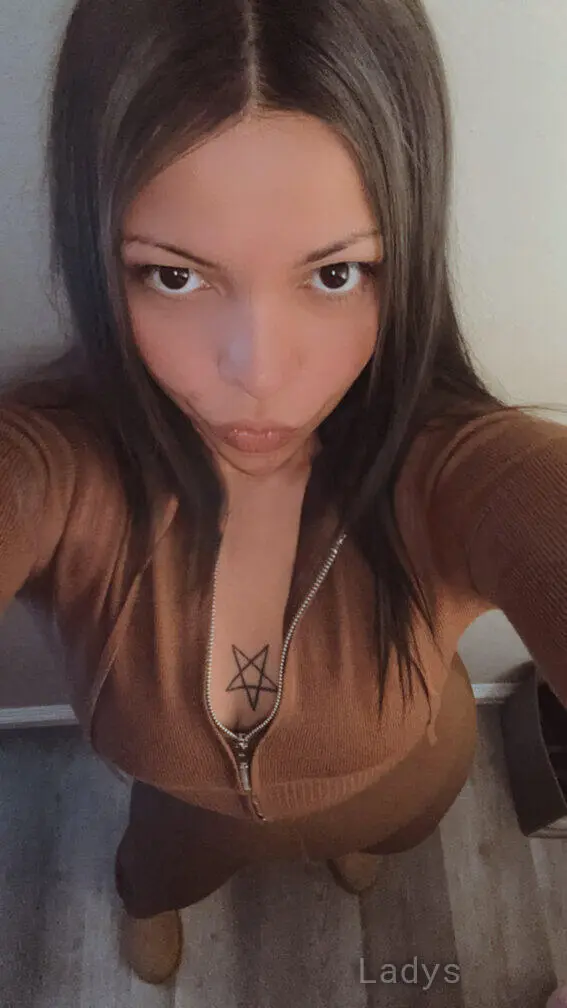 Gigi, 28 years beautiful nude Los Angeles escorts girl, height 157 sm, Weight 68 kg