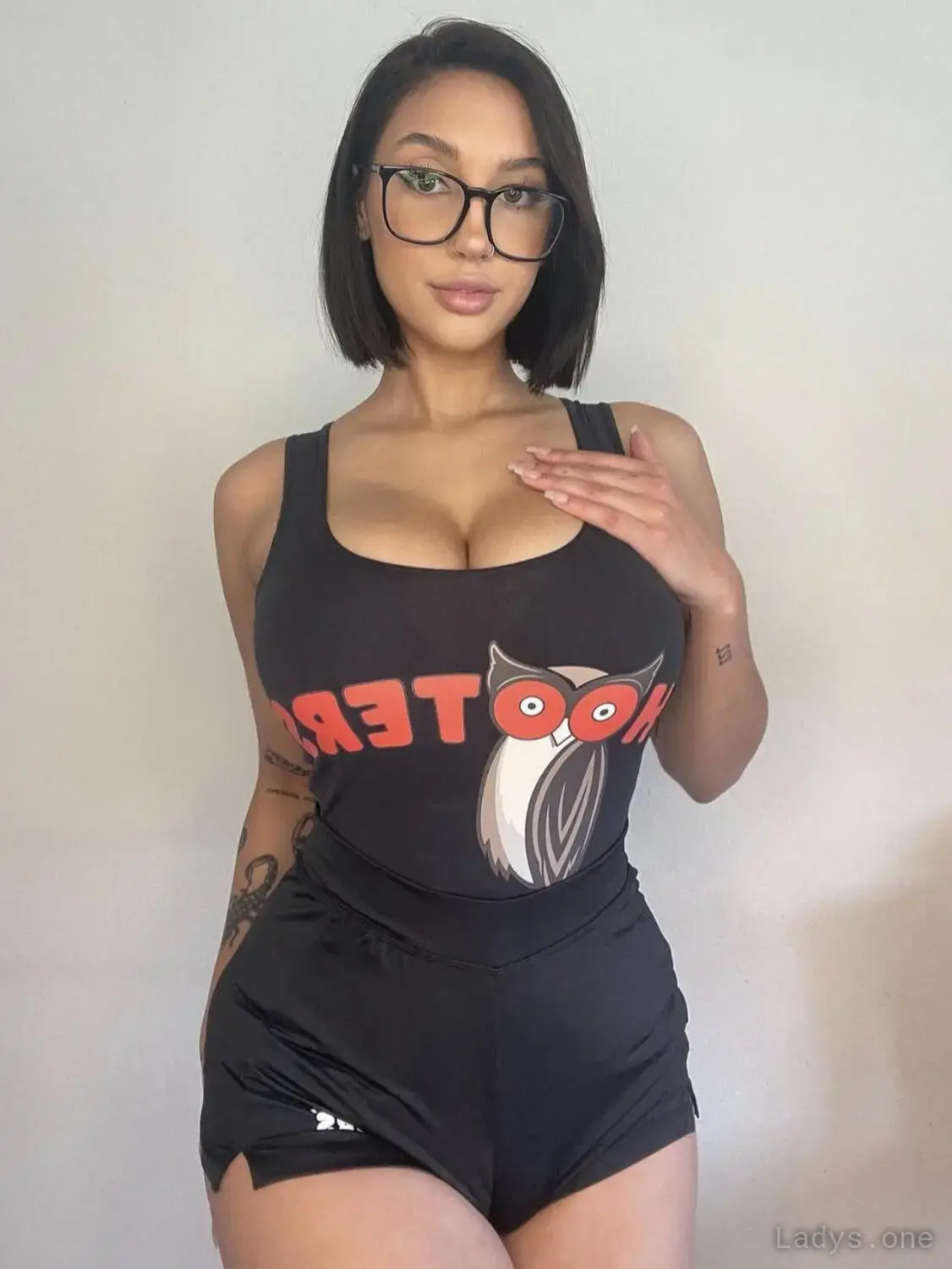 I’m Cindy, 28 years beautiful nude Los Angeles escorts girl, height 159 sm, Weight 54 kg