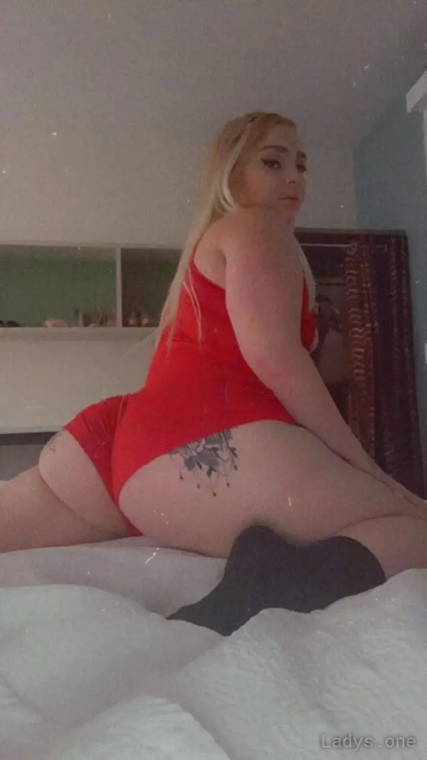 KARINE, 22 years beautiful nude Los Angeles escorts girl, height 155 sm, Weight 58 kg