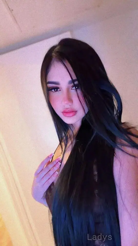 Keily, 22 years beautiful nude Los Angeles escorts girl, height 175 sm, Weight 56 kg