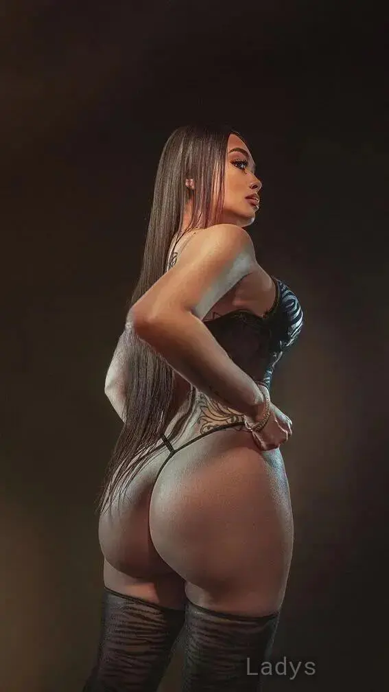 Tiffany, 26 years beautiful nude Los Angeles escorts girl, height 158 sm, Weight 55 kg