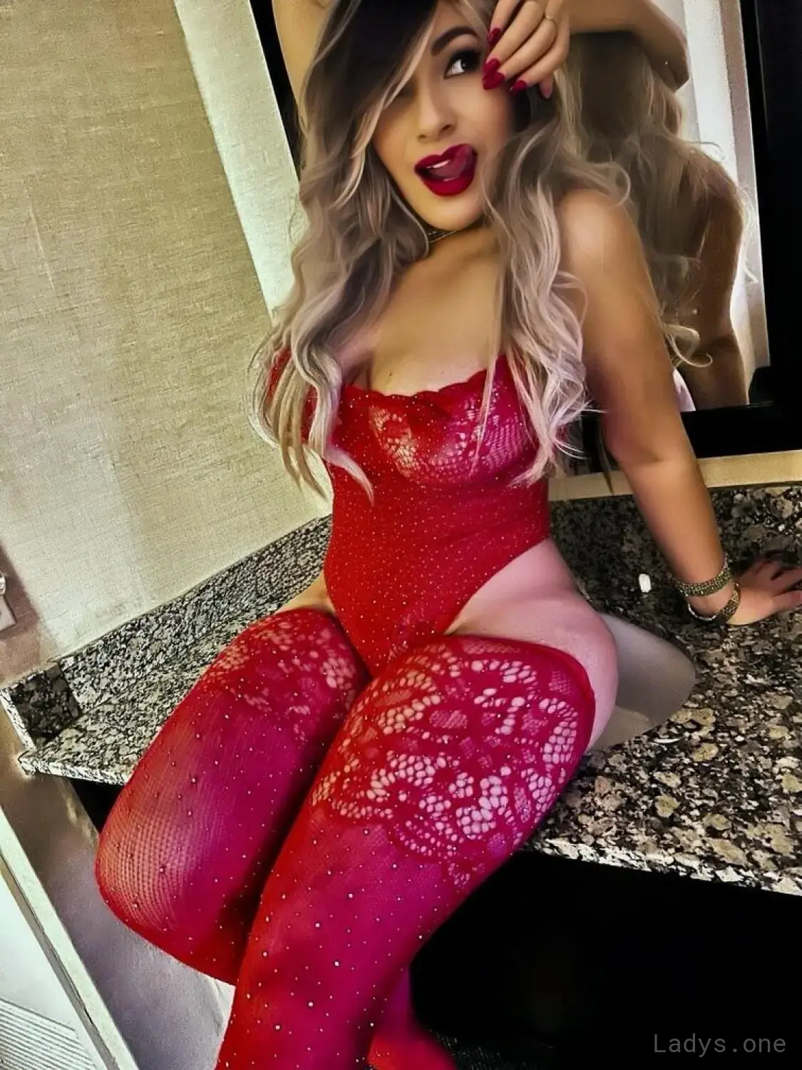 AMANDA BRAZIL, 30 years beautiful nude Louisville escorts girl, height 166 sm, Weight 62 kg