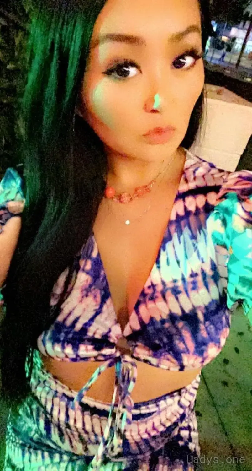 SEXY ASIAN KIM, 30 years beautiful nude Louisville escorts girl, height 156 sm, Weight 56 kg