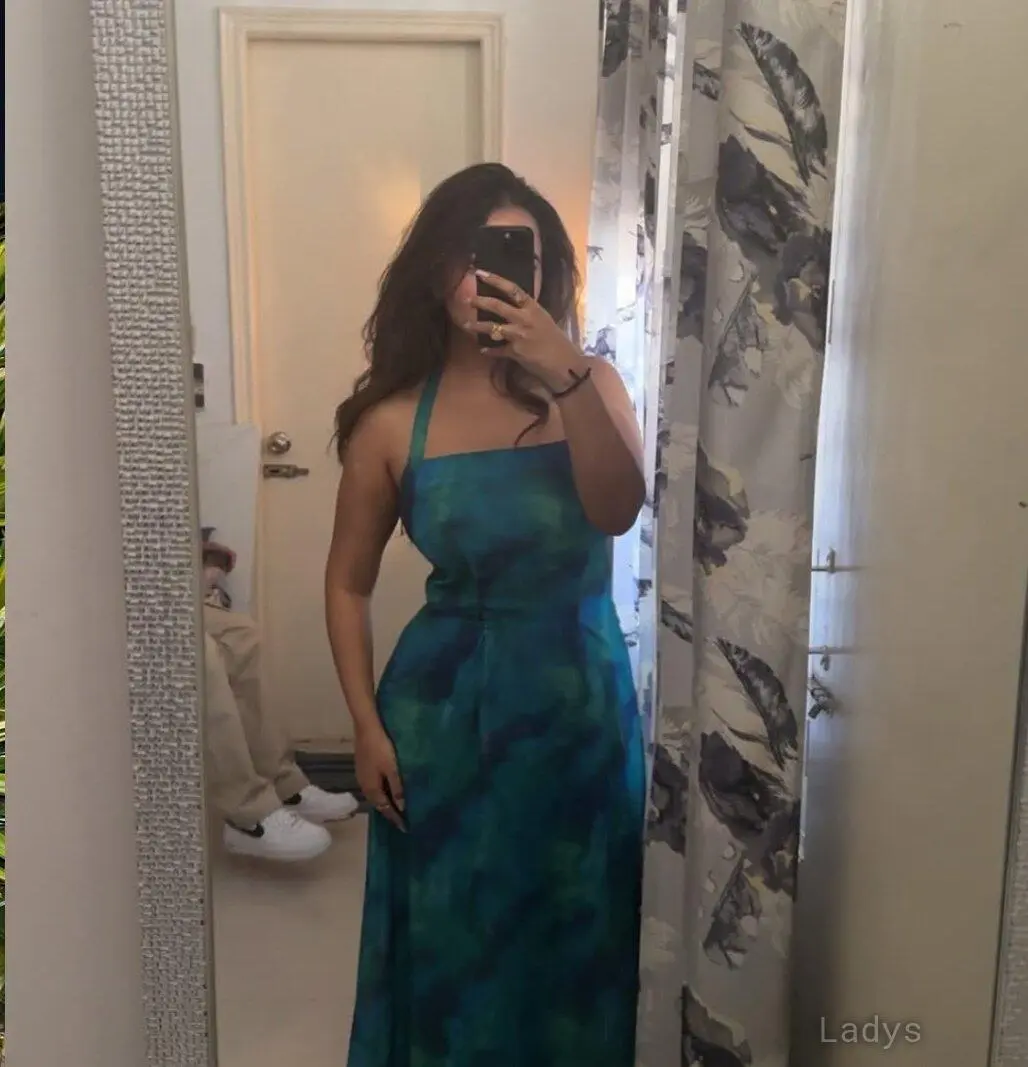 Arsha, 22 years old Lucknow escort girl with big tits, height 170 sm, Weight kg