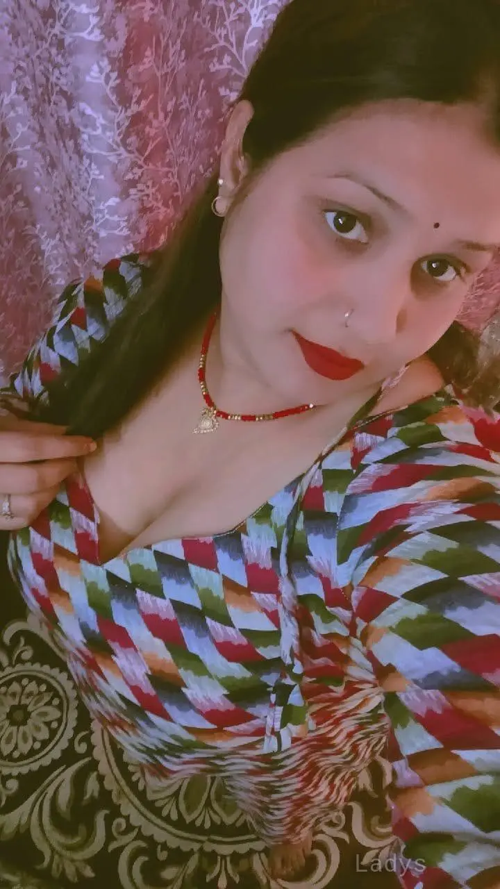 Deepika, 25 years old Lucknow escort girl with big tits, height 160 sm, Weight  kg