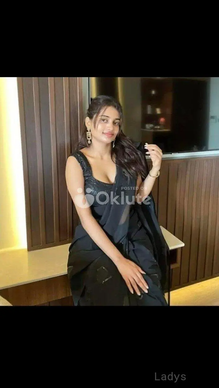 Roshni, 23 years old Lucknow escort girl with big tits, height 154 sm, Weight  kg
