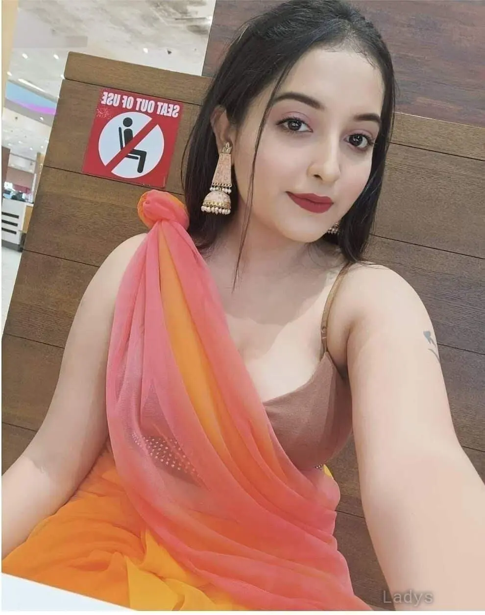 Sheetal, 23 years old Lucknow escort girl with big tits, height 163 sm, Weight kg