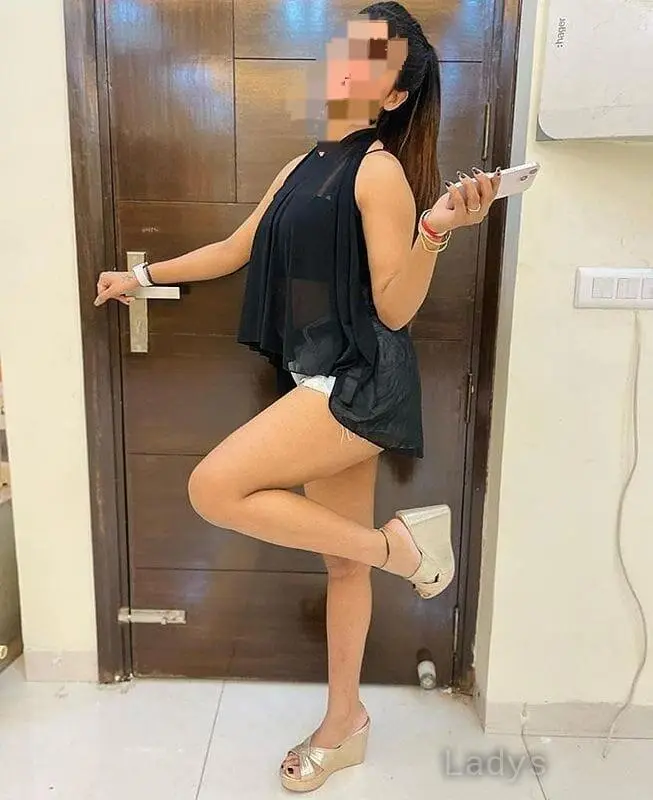 Teresa, 22 years old Lucknow escort girl with big tits, height 170 sm, Weight  kg