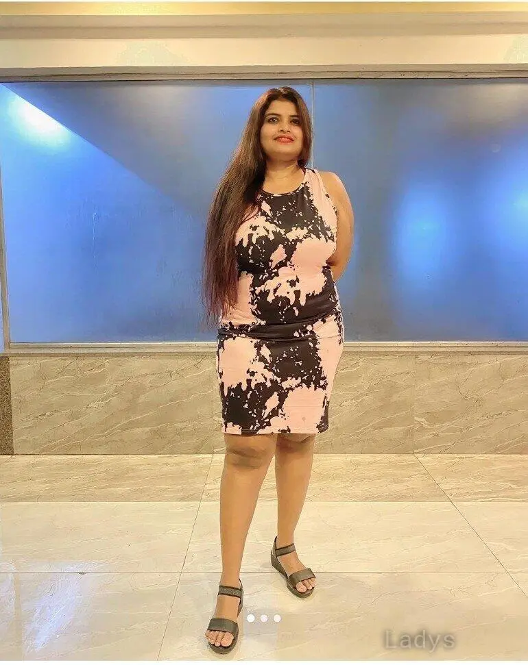 Anushka, 22 years beautiful nude Lucknow escorts girl, height 170 sm, Weight  kg