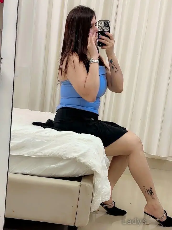 Anyaa, 21 years beautiful nude Lucknow escorts girl, height 170 sm, Weight kg