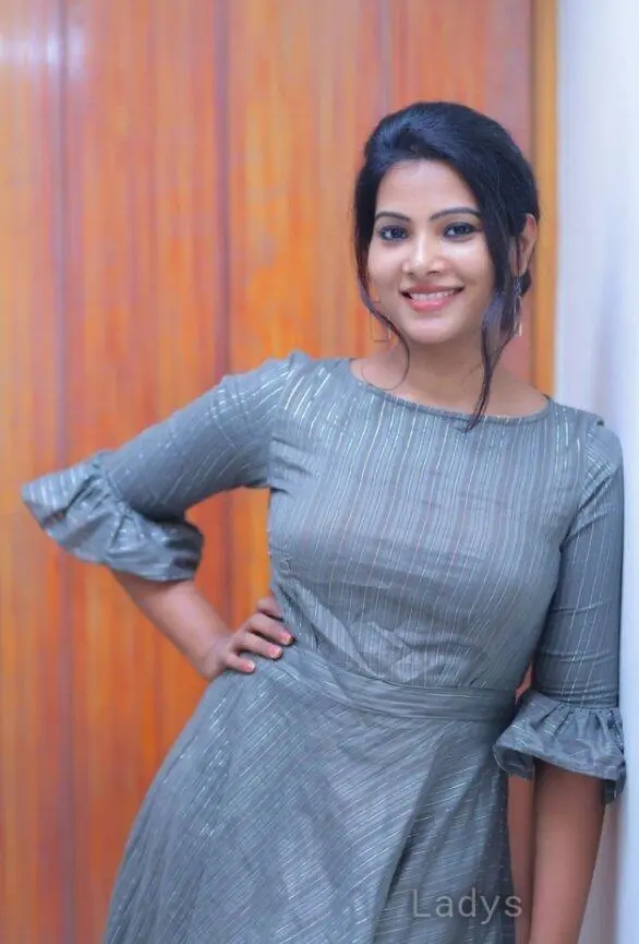 Inna, 24 years beautiful nude Lucknow escorts girl, height 170 sm, Weight  kg