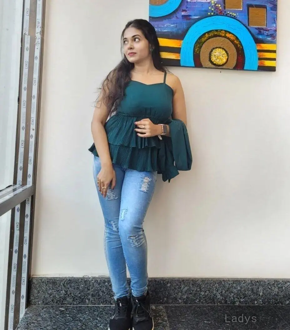 Kajal,  years beautiful nude Lucknow escorts girl, height  sm, Weight  kg