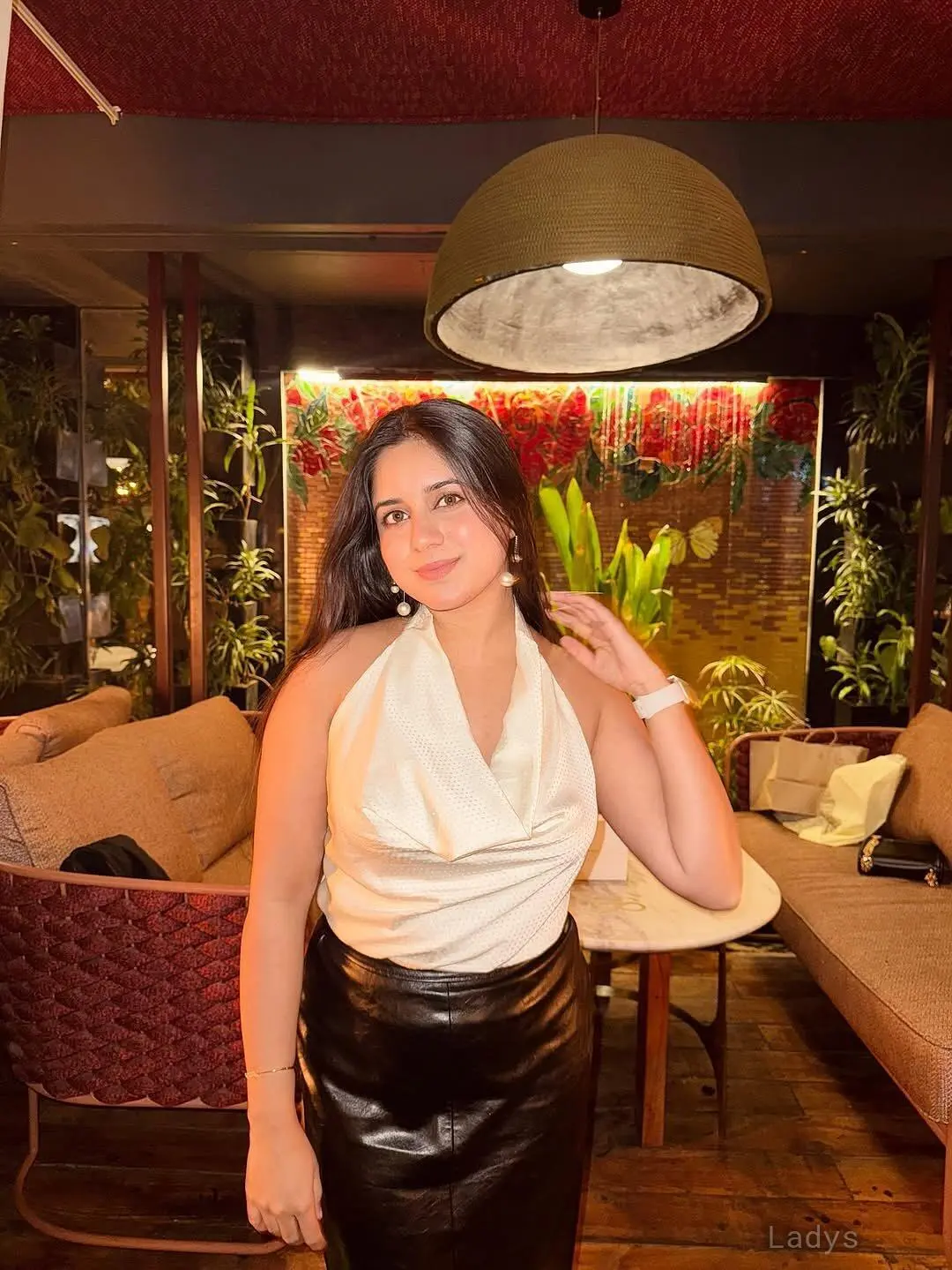 Nancy, 23 years beautiful nude Lucknow escorts girl, height 154 sm, Weight kg