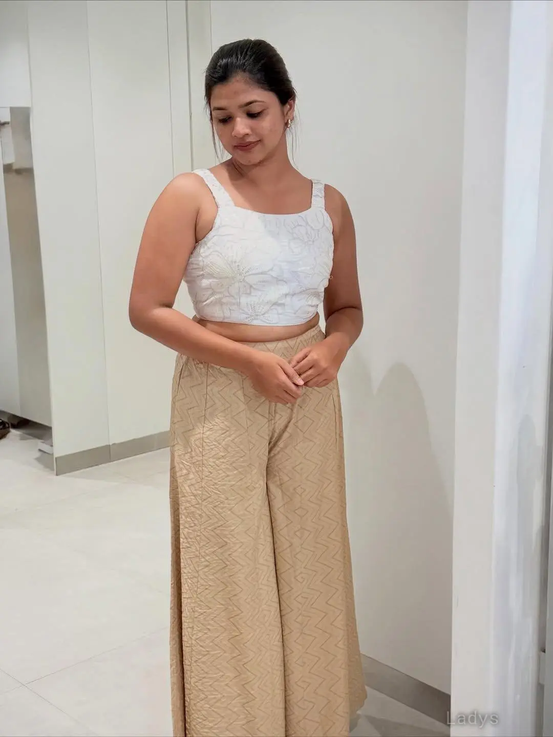 Chinta, years old Ludhiana escort girl with big tits, height sm, Weight kg