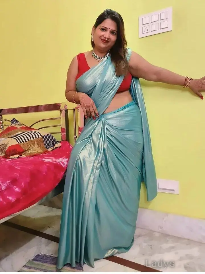 Anushka, 21 years beautiful nude Ludhiana escorts girl, height 154 sm, Weight  kg
