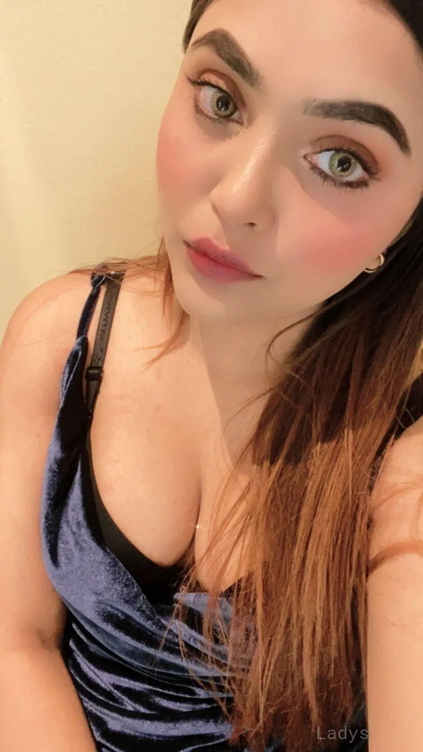 Ayesha, 21 years beautiful nude Ludhiana escorts girl, height 165 sm, Weight kg