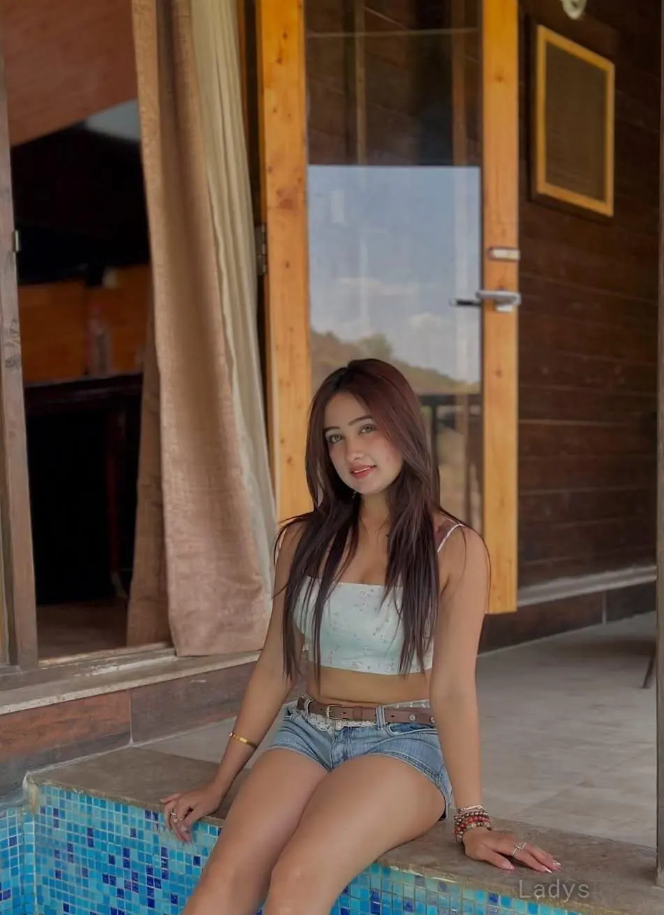 Lashika,  years beautiful nude Ludhiana escorts girl, height  sm, Weight  kg