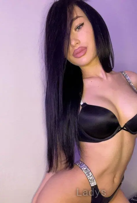 Iris, 24 years beautiful nude Lugano escorts girl, height 165 sm, Weight 54 kg