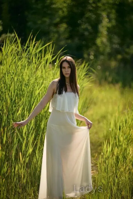 Adeline, 26 years beautiful nude Luxembourg escorts girl, height 175 sm, Weight 55 kg