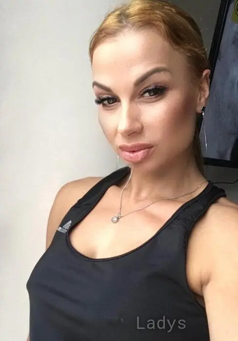 Viky, 23 years beautiful nude Luxembourg escorts girl, height 170 sm, Weight 55 kg